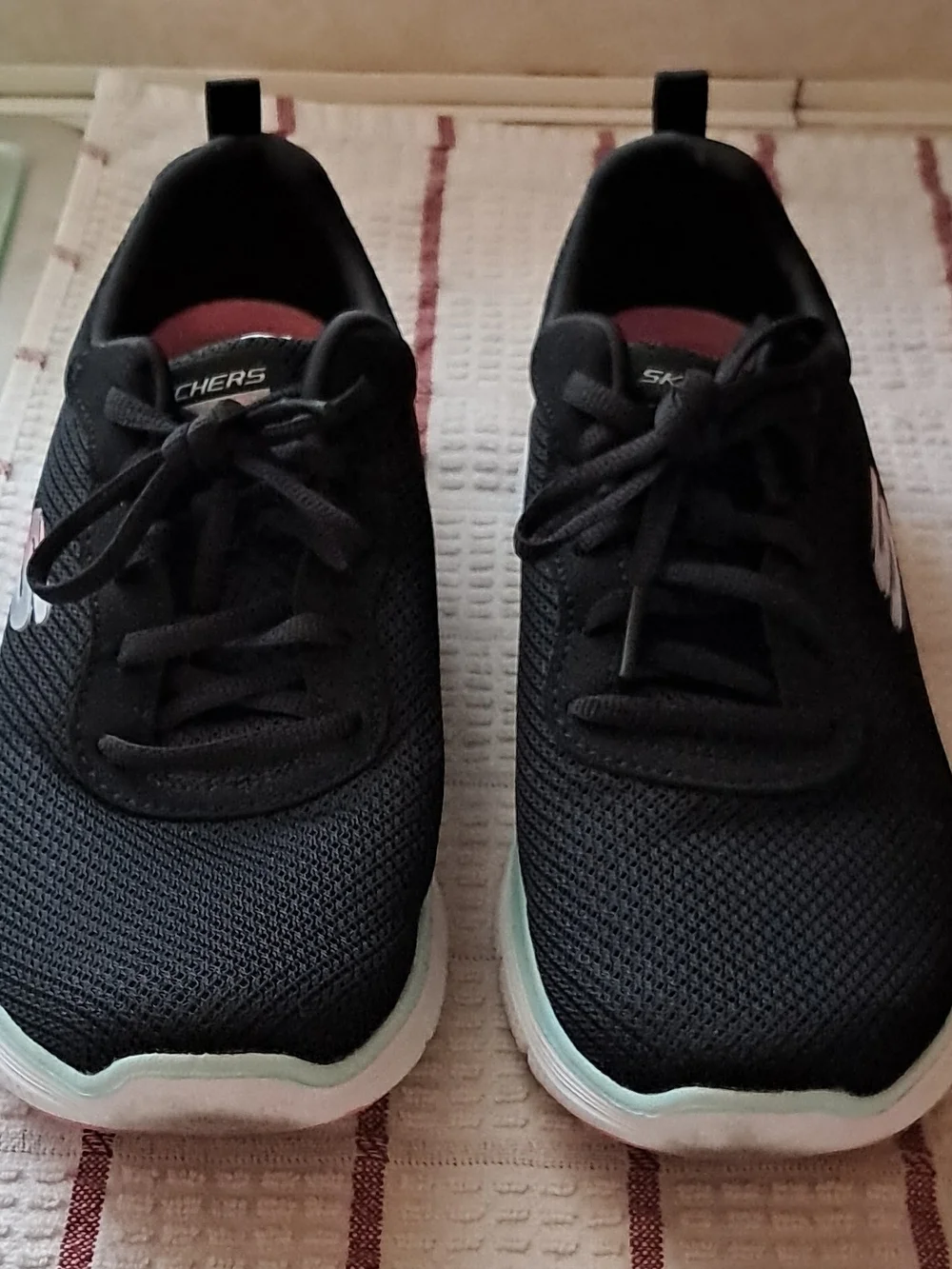 SKECHERS Flex-Lite Air-Cooled Memory Foam Lace Up Sneakers Black Size 8.5